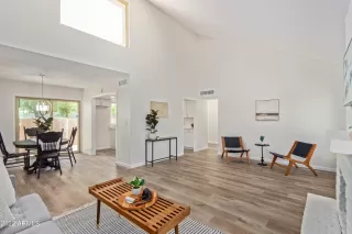 Photo #2: 6461058 Listing 