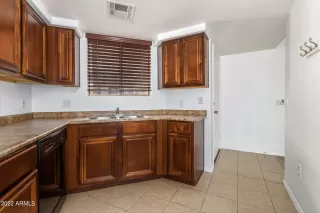 Photo #2: 6461116 Listing