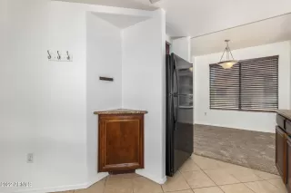 Photo #3: 6461116 Listing