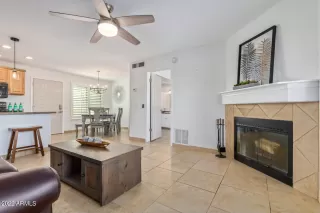 Photo #3: 6461172 Listing