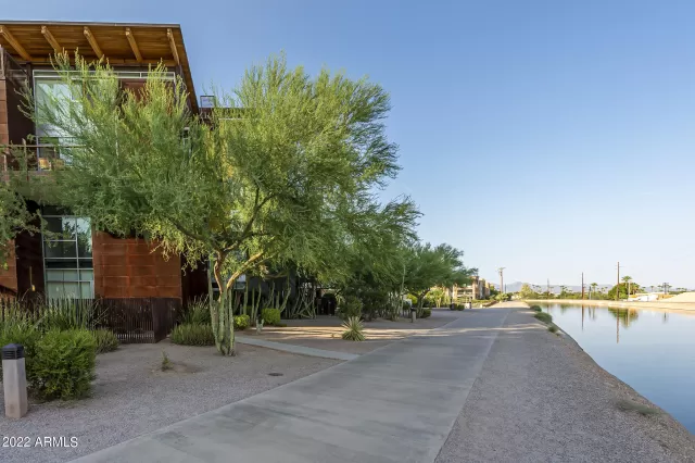 MLS: 6461390 Condo For Sale
