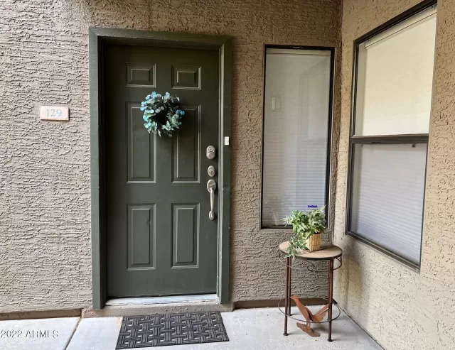 MLS: 6461546 Condo For Sale