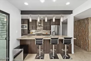 Photo #1: 6461641 Listing 