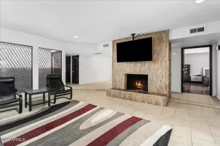 Photo #2: 6461641 Listing 