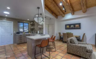 Photo #3: 6461648 Listing