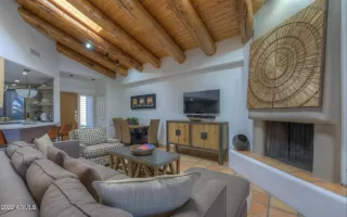 Photo #6: 6461648 Listing