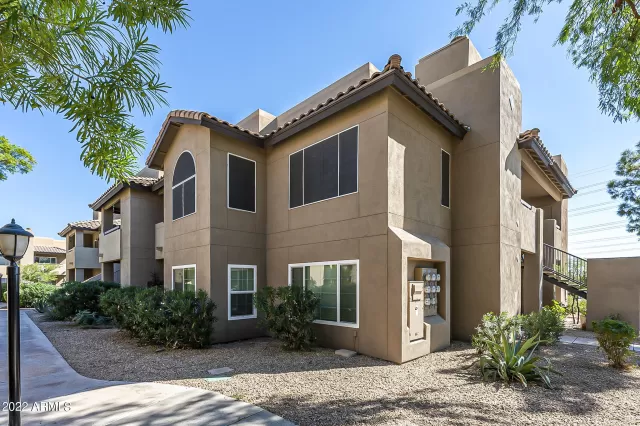 MLS: 6461935 Condo For Sale