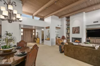 Photo #4: 6461946 Listing