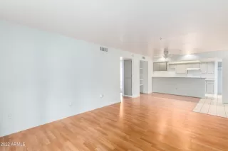 Photo #5: 6462311 Listing 