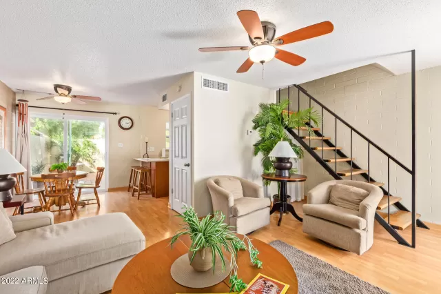 MLS: 6462402 Condo For Sale