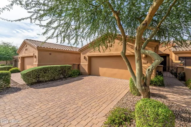 MLS: 6462414 Condo For Sale