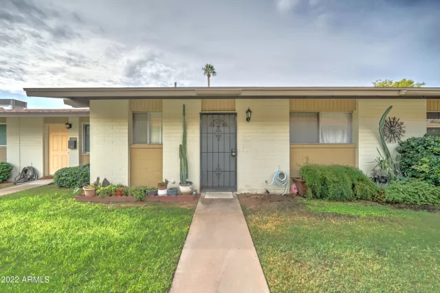 MLS: 6462519 Condo For Sale