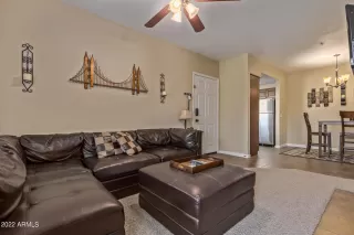 Photo #5: 6462931 Listing