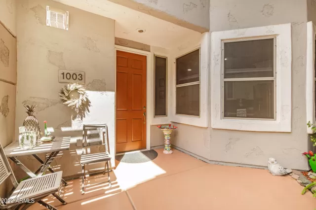 MLS: 6463376 Condo For Sale