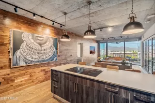 Photo #6: 6463472 Listing 