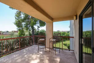 Photo #2: 6463837 Listing