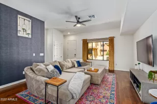 Photo #4: 6464028 Listing