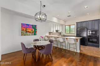 Photo #5: 6464028 Listing