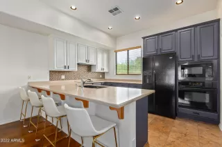 Photo #6: 6464028 Listing