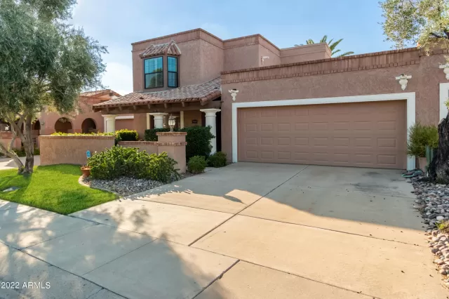 MLS: 6464100 Condo For Sale