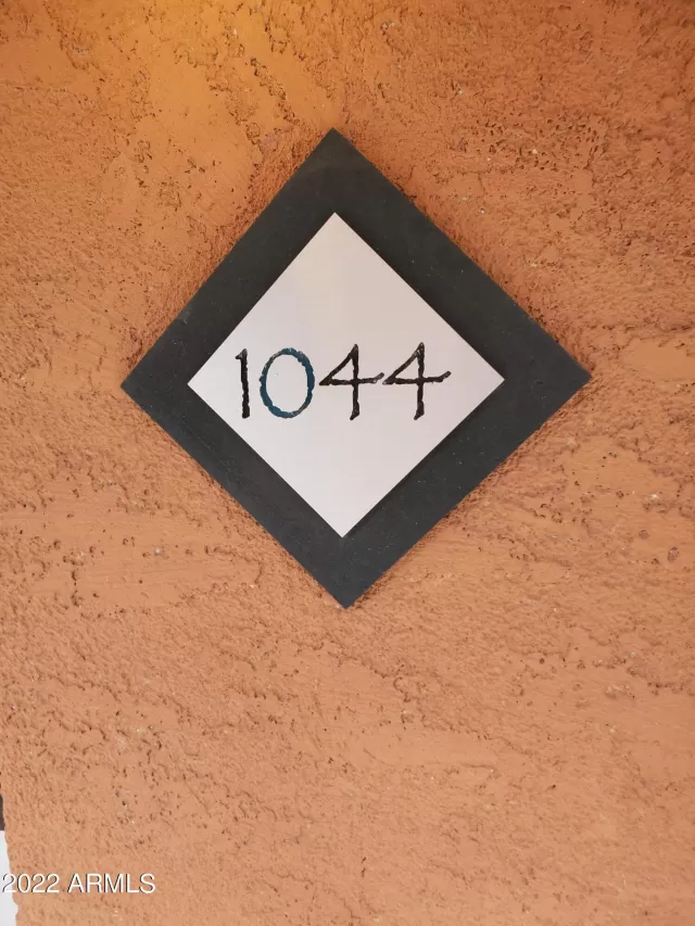 MLS: 6464473 Condo For Sale