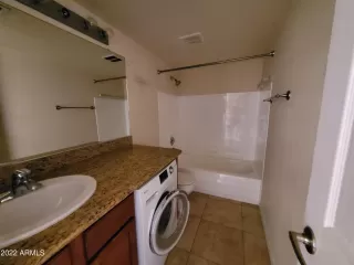 Photo #4: 6464473 Listing 