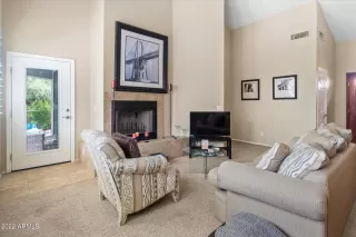 Photo #6: 6464507 Listing 