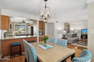 Photo #5: 6464510 Listing