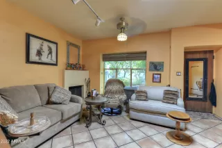 Photo #4: 6464818 Listing