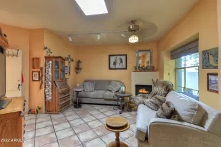 Photo #5: 6464818 Listing