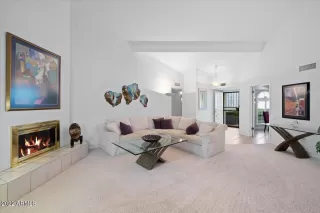 Photo #2: 6464828 Listing 