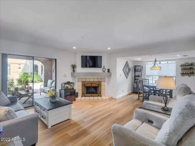 MLS: 6465004 Condo For Sale