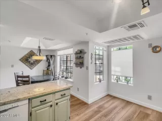 Photo #4: 6465004 Listing 