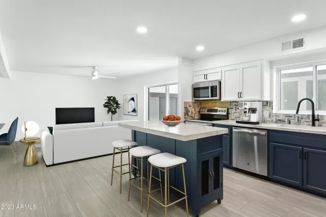 MLS: 6465129 Condo For Sale