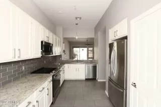 Photo #6: 6465413 Listing 