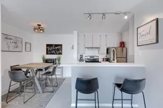 Photo #1: 6465894 Listing