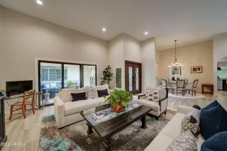 Photo #6: 6466165 Listing