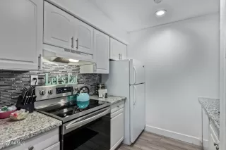 Photo #1: 6466376 Listing