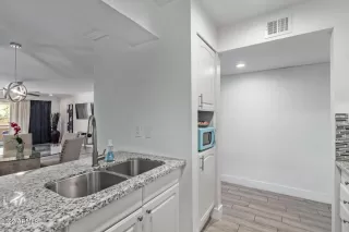 Photo #2: 6466376 Listing