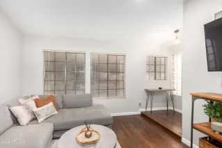 Photo #5: 6466684 Listing