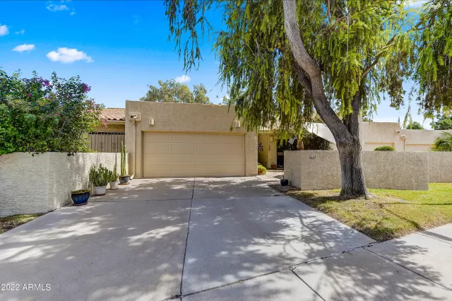 MLS: 6466698 Condo For Sale