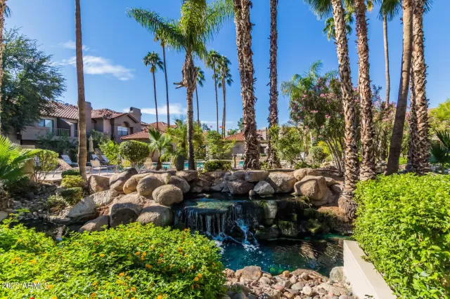 MLS: 6467100 Condo For Sale