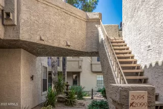 Photo #6: 6467100 Listing