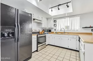 Photo #3: 6467121 Listing 