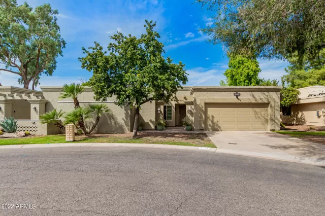 MLS: 6467139 Condo For Sale
