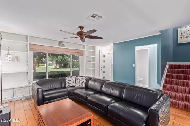 MLS: 6467243 Condo For Sale