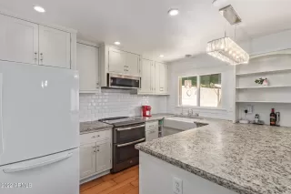 Photo #3: 6467243 Listing