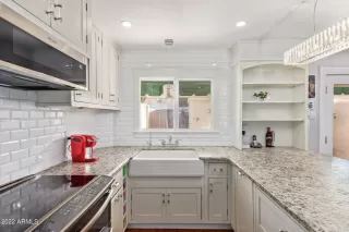 Photo #4: 6467243 Listing