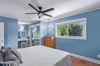 Photo #6: 6467243 Listing