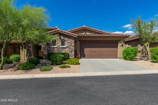 MLS: 6467269 Condo For Sale